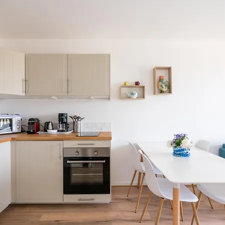 Bleu D'ornano - Proche De La *